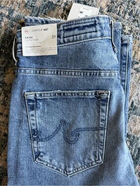 AG Contour 360° Saige Mid-Rise Straight Jeans - Light Blue 16ys Cupola